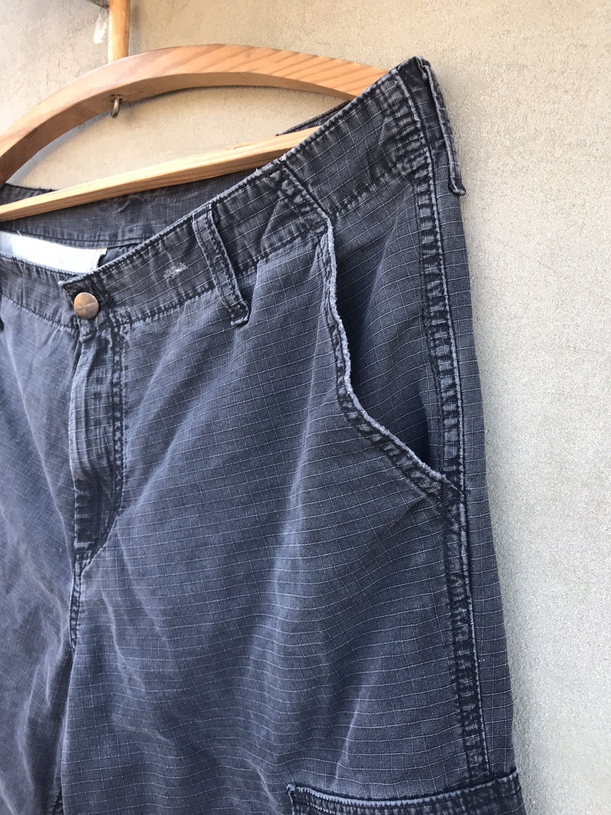 Carhartt × Carhartt Wip × Vintage ‼️BIG SALE‼️ 🖤Vintage Carhartt WIP Cargo Pants 36x32 Travis Size US 36 / EU 52 - 8 Thumbnail