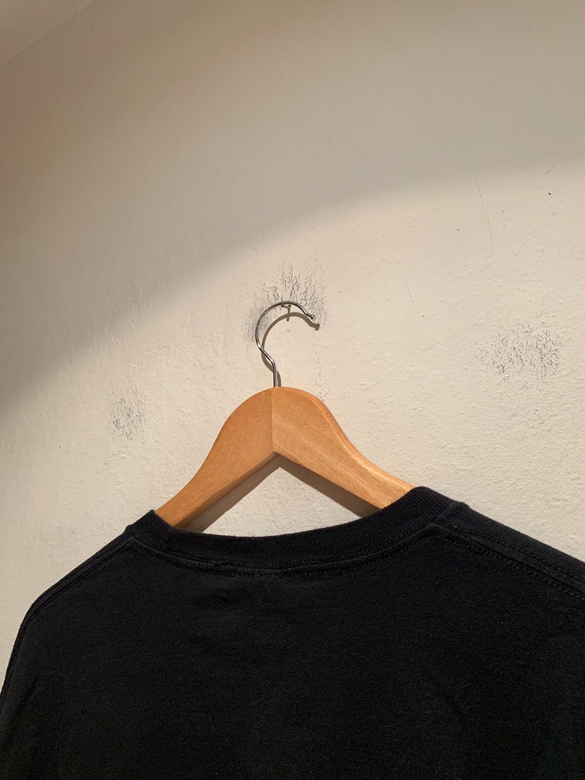 Band Tees × Pink Floyd × Vintage *RARE* Vintage 2004 Pink Floyd The Wall Layered LS Shirt XL Size US XL / EU 56 / 4 - 5 Thumbnail
