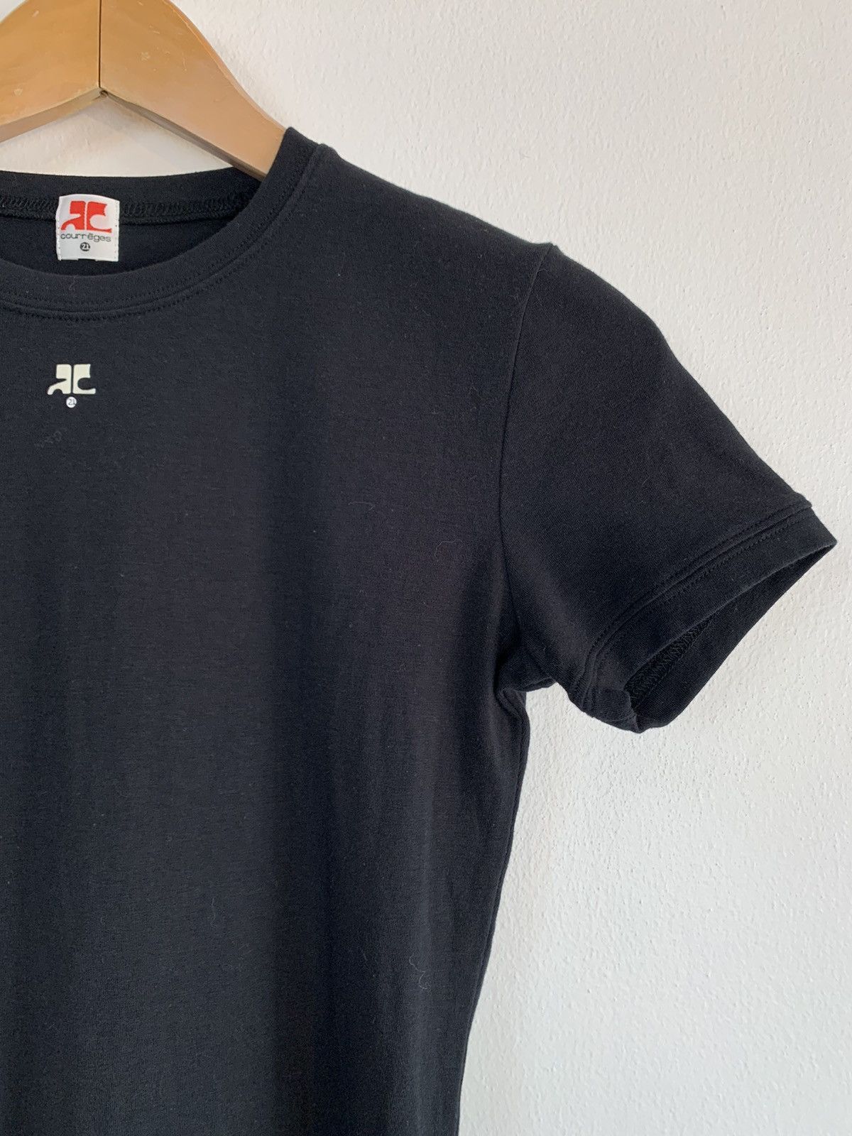 Courreges Courreges Logo T-Shirt. Size M / US 6-8 / IT 42-44 - 10 Thumbnail