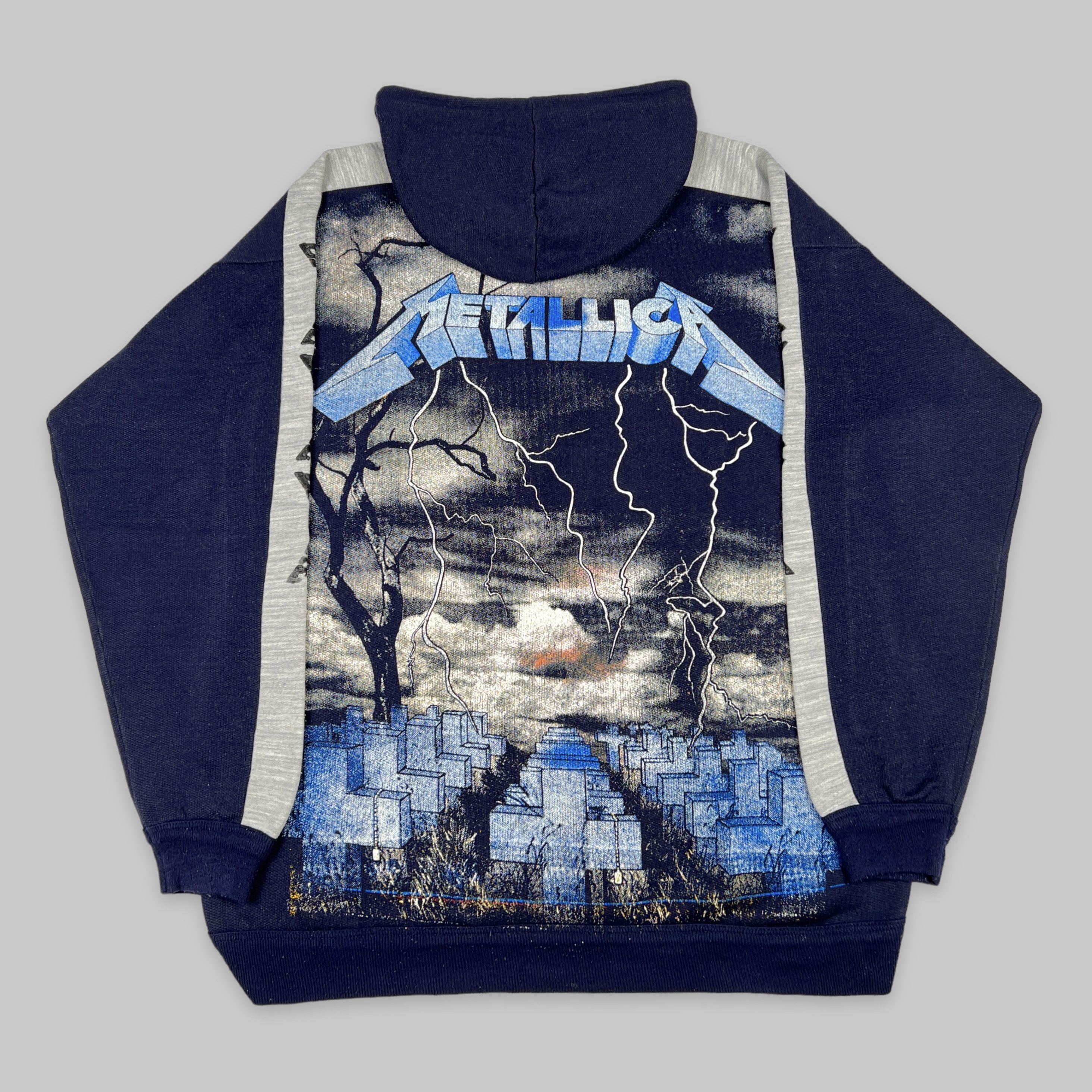Band Tees Vintage Early 90s Metallica Empire Euro Bootleg AOP Hoodie Size US XL / EU 56 / 4 - 2 Thumbnail