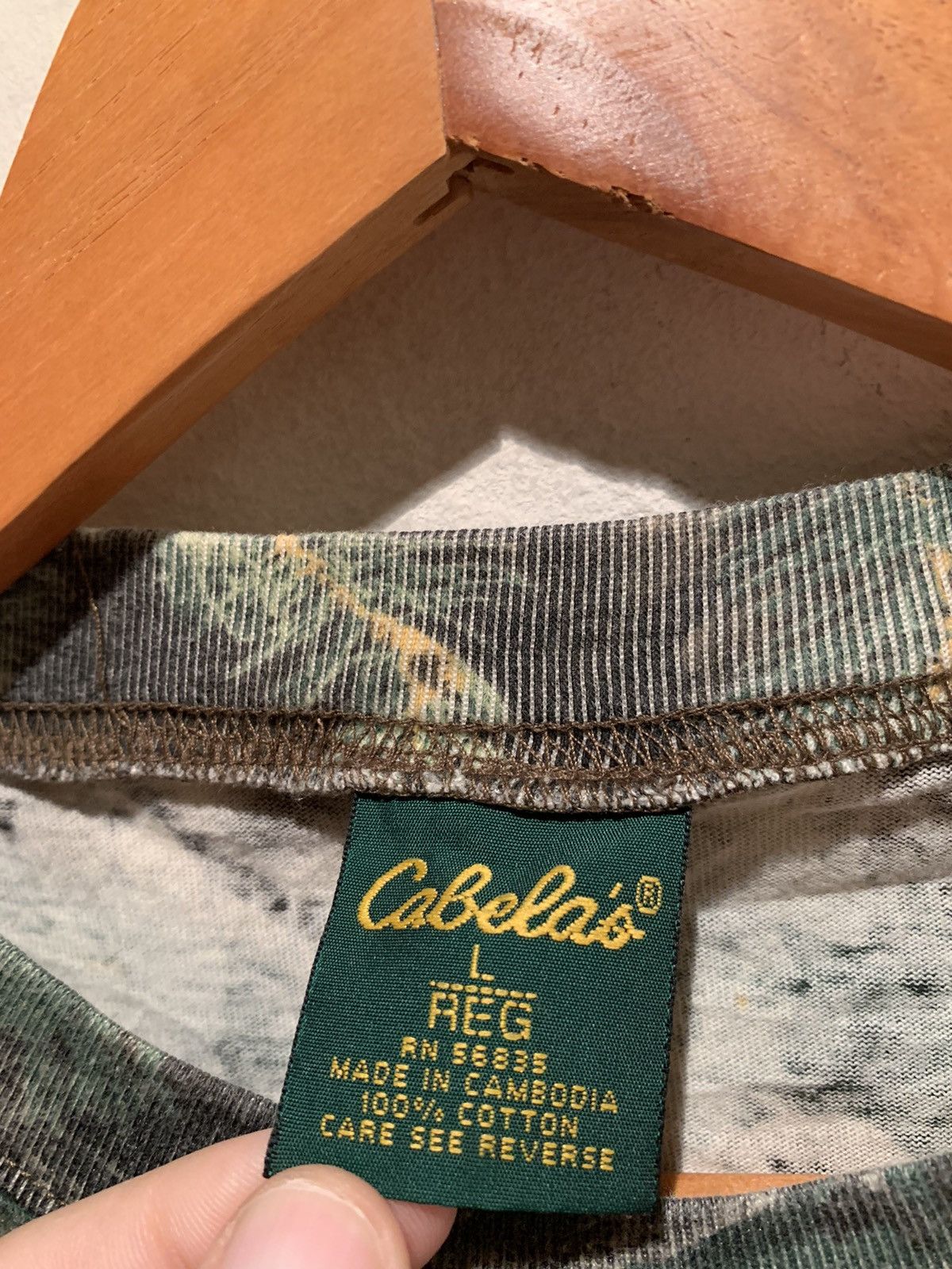 *RARE* Vintage Cabela’s Seclusion 3D Konifer Camo T-Shirt L