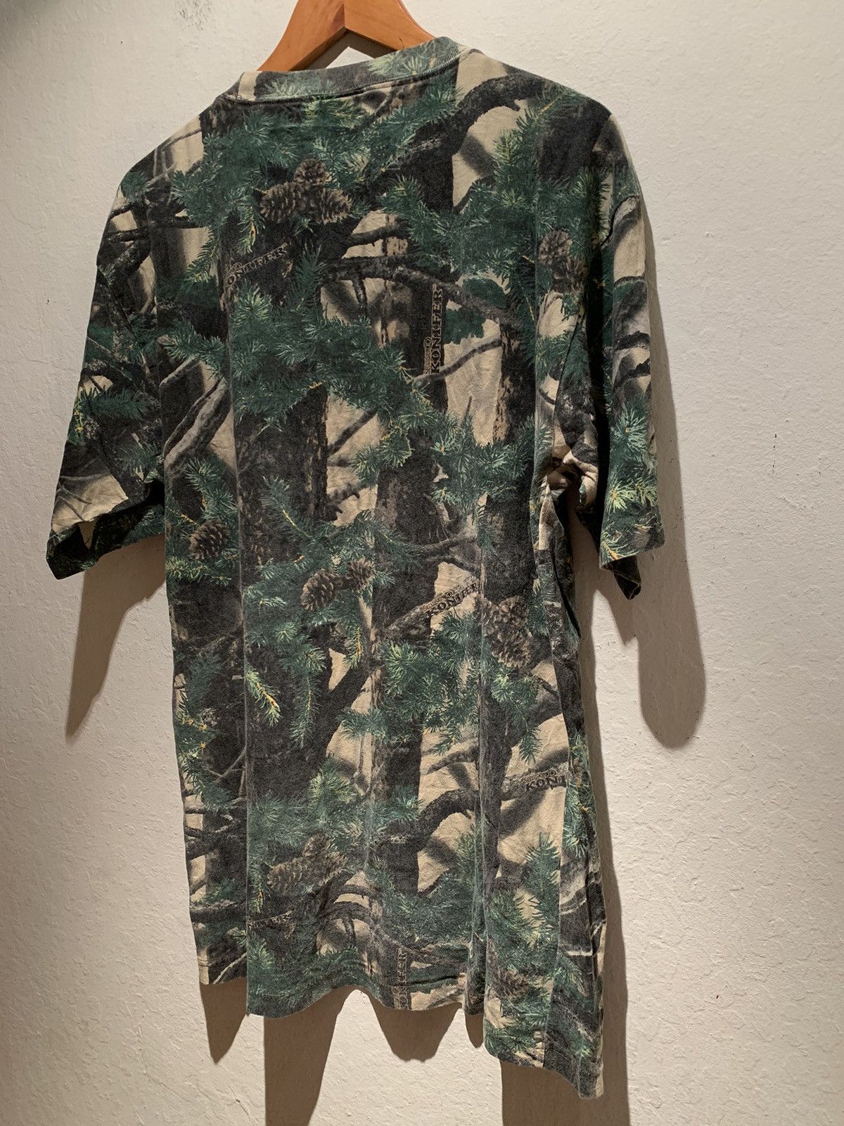 *RARE* Vintage Cabela’s Seclusion 3D Konifer Camo T-Shirt L