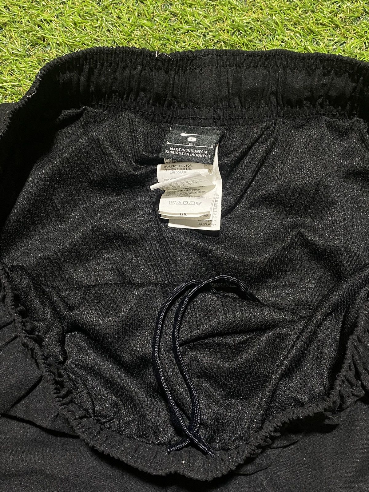 Nike Vintage Nike shorts streetwear swoosh casual y2k size L Size US 34 / EU 50 - 5 Thumbnail
