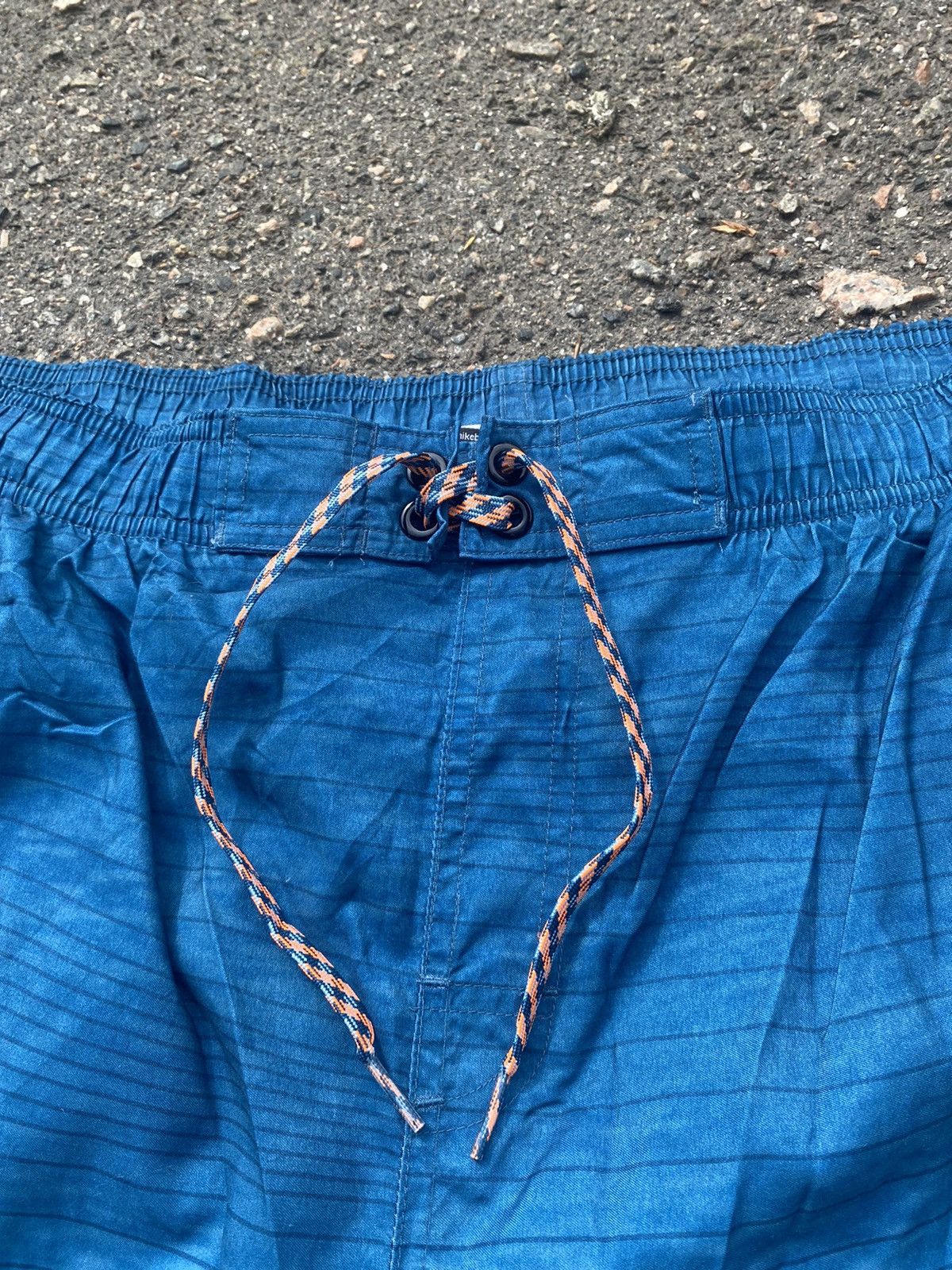Nike Vintage Nike shorts streetwear y2k swoosh style size XXL Size US 38 / EU 54 - 4 Thumbnail