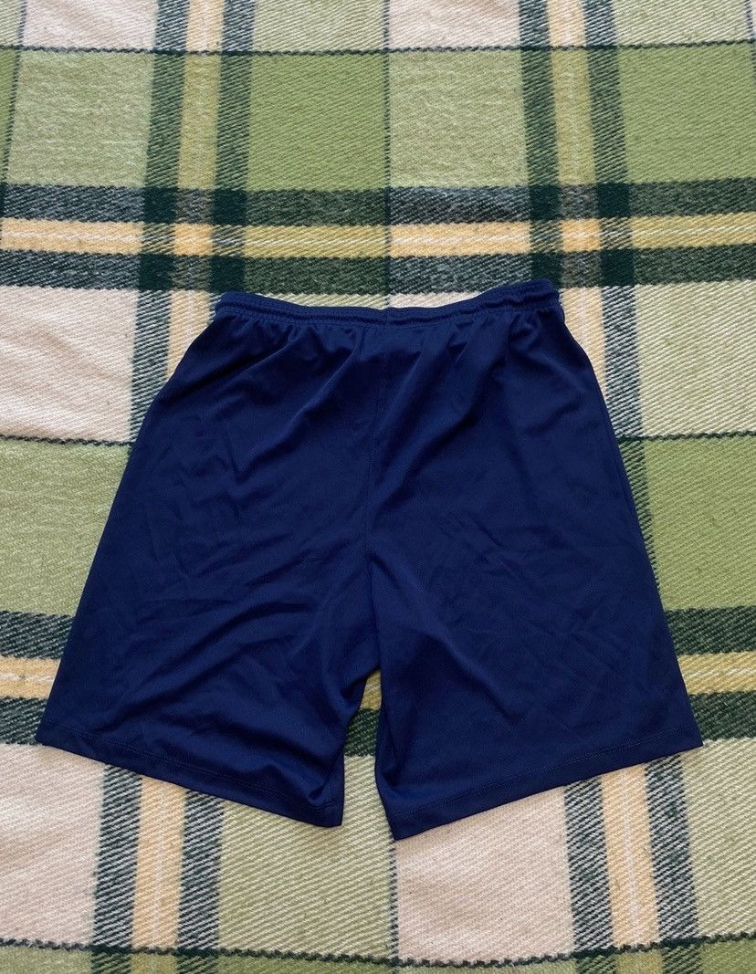 Nike Vintage Nike shorts streetwear swoosh casual y2k size M Size US 32 / EU 48 - 2 Thumbnail