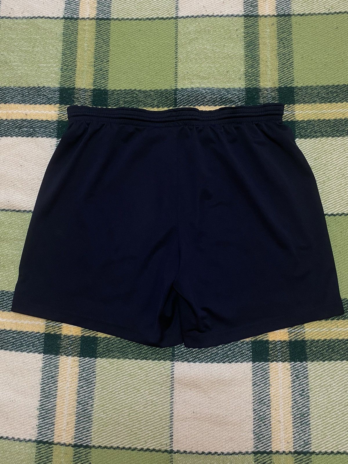 Nike Vintage Nike shorts streetwear swoosh casual y2k size L Size US 34 / EU 50 - 3 Thumbnail