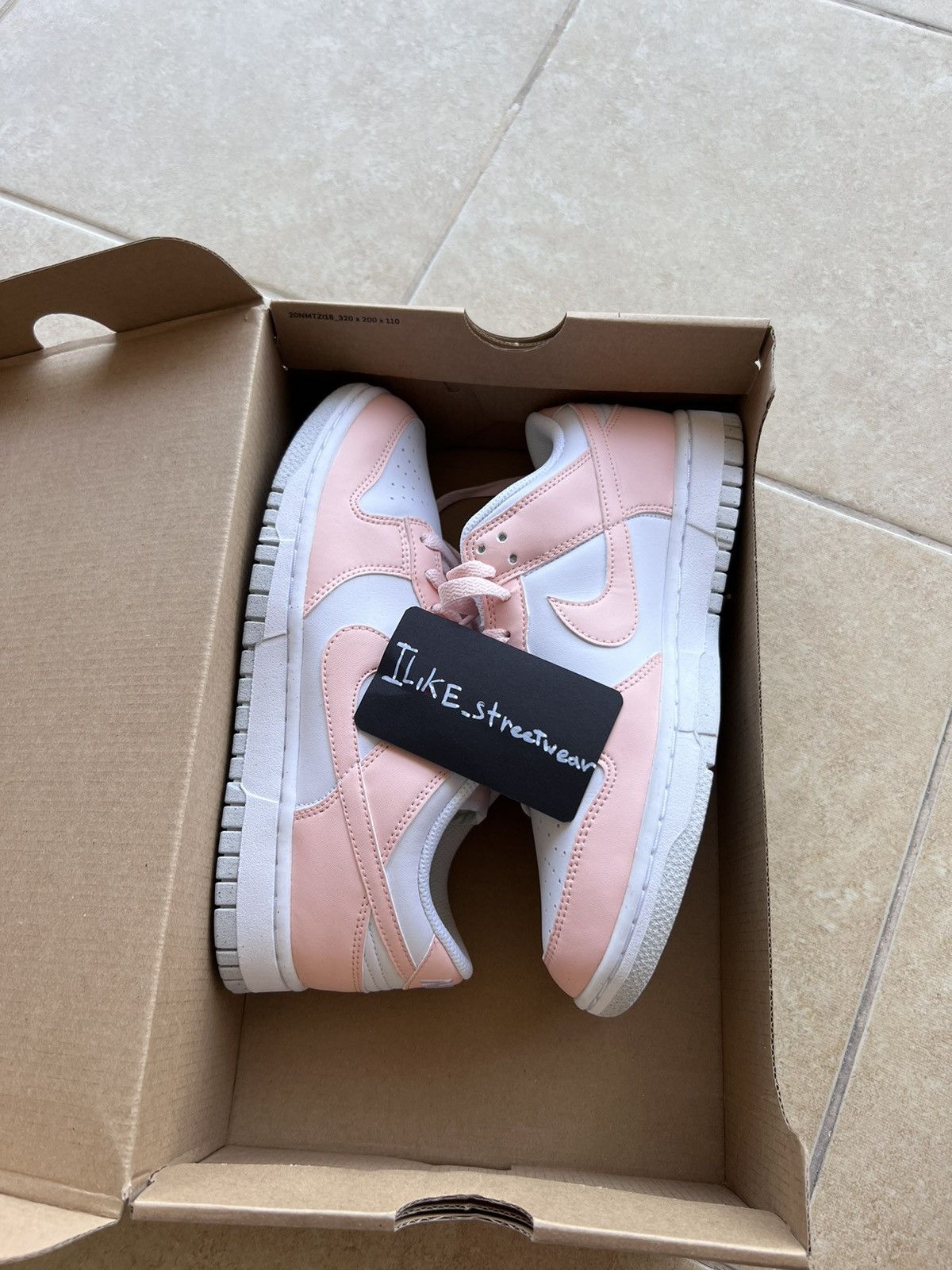 womens dunk low pale coral