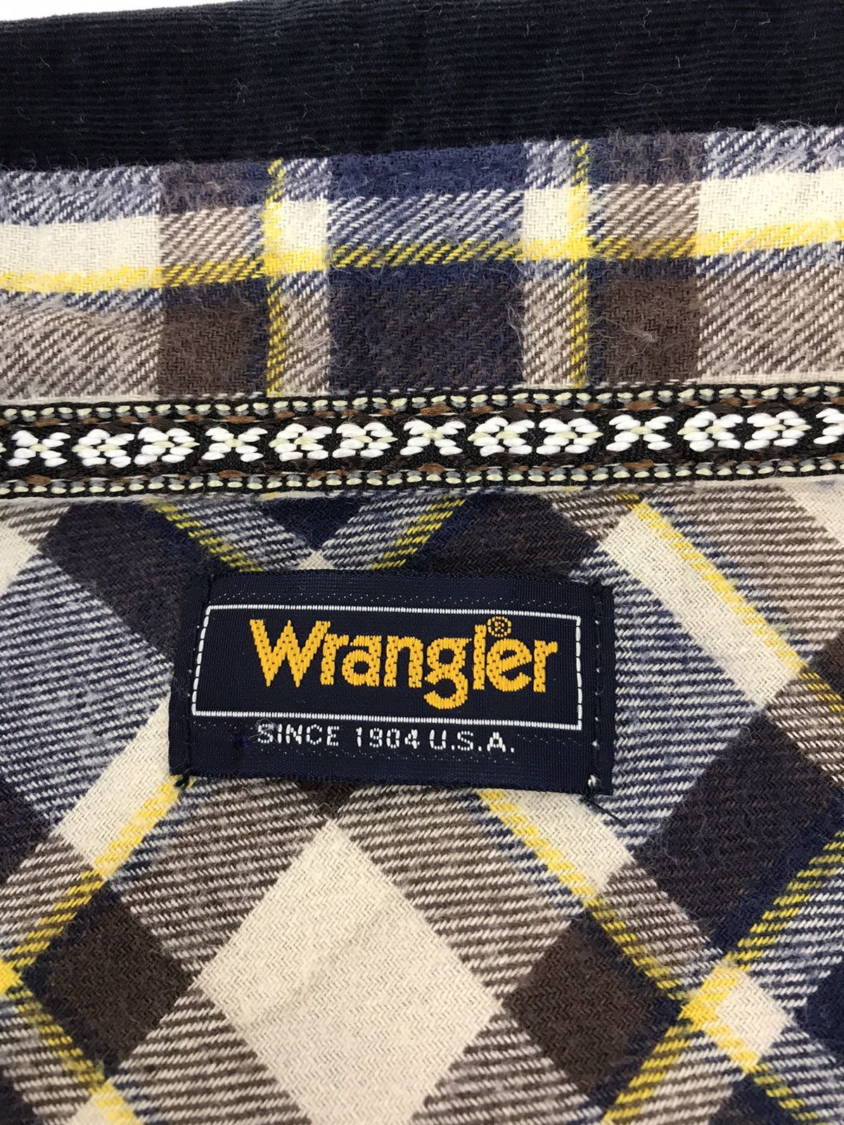 Flannel × Vintage × Wrangler Vtg Flannel Plaid Wrangler Since 1904 Snap Button Design Size US S / EU 44-46 / 1 - 7 Thumbnail