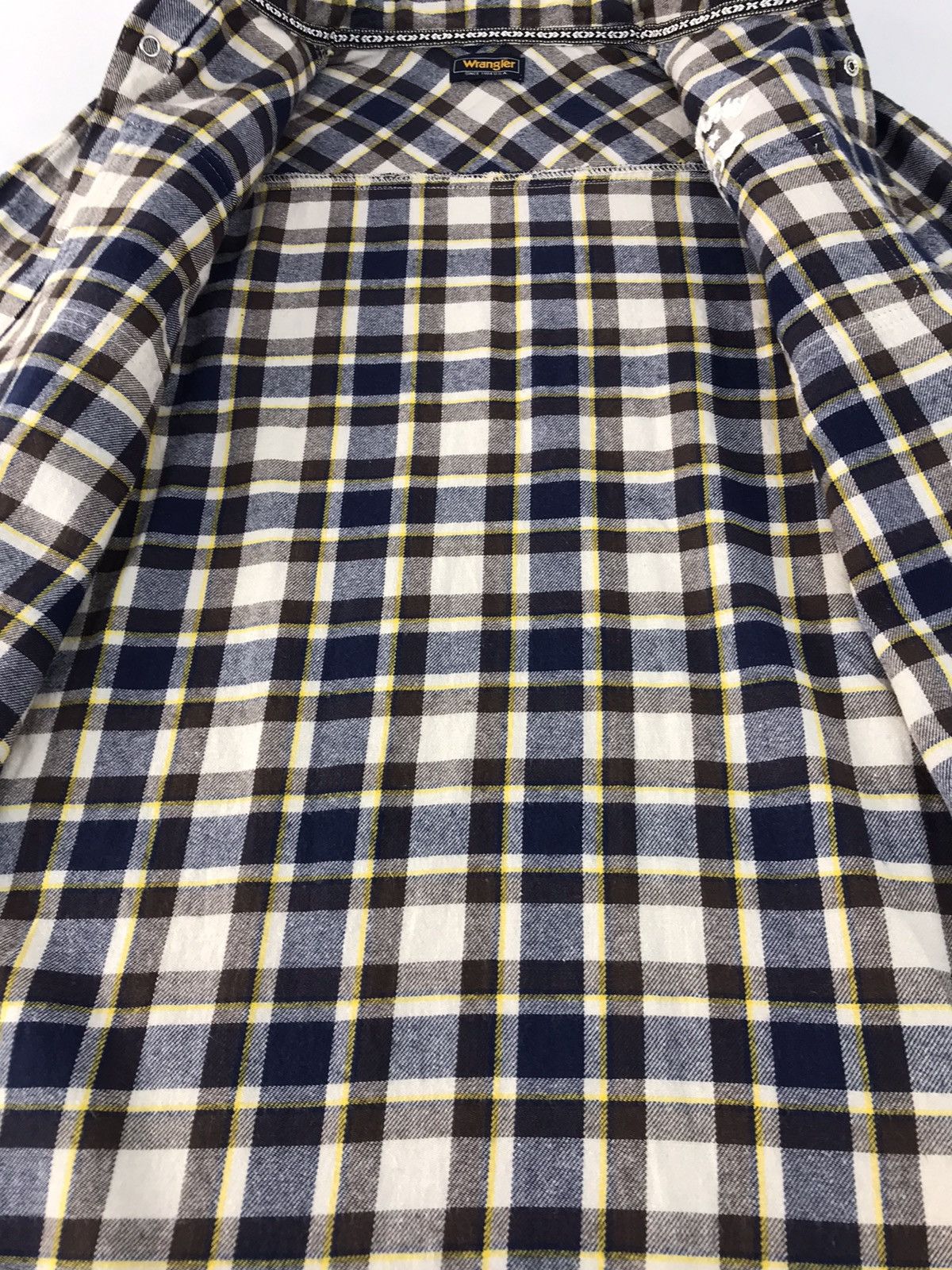 Flannel × Vintage × Wrangler Vtg Flannel Plaid Wrangler Since 1904 Snap Button Design Size US S / EU 44-46 / 1 - 6 Thumbnail