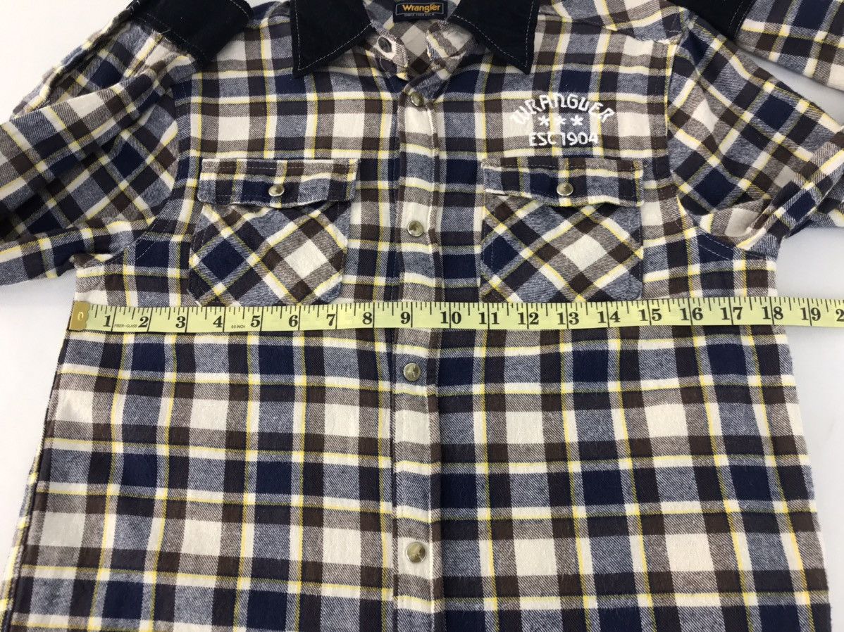 Flannel × Vintage × Wrangler Vtg Flannel Plaid Wrangler Since 1904 Snap Button Design Size US S / EU 44-46 / 1 - 10 Thumbnail