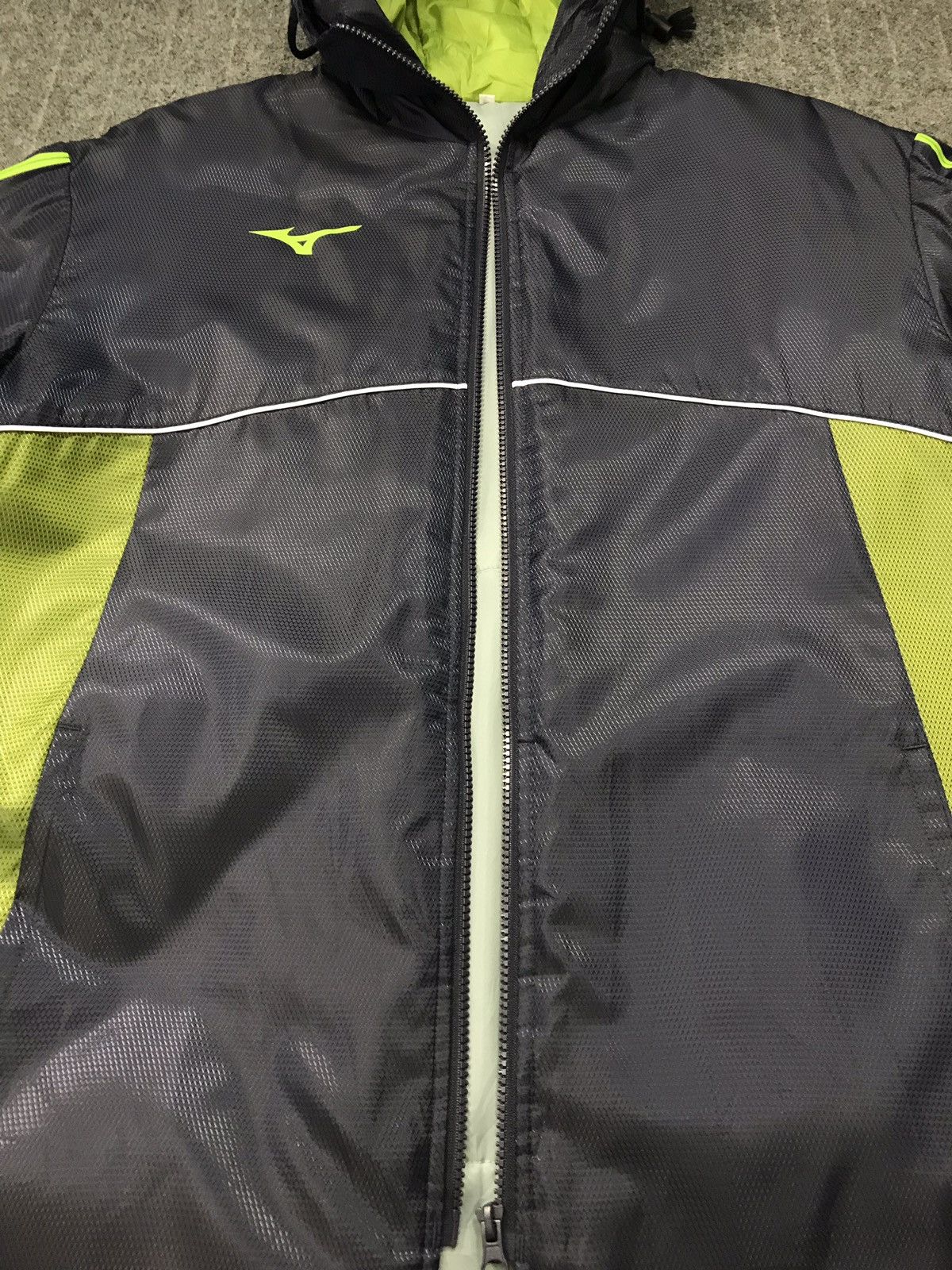 Mizuno Vtg Mizuno Parkas Double Pockets Winter Wear Jacket Hoodie Size US XL / EU 56 / 4 - 9 Thumbnail