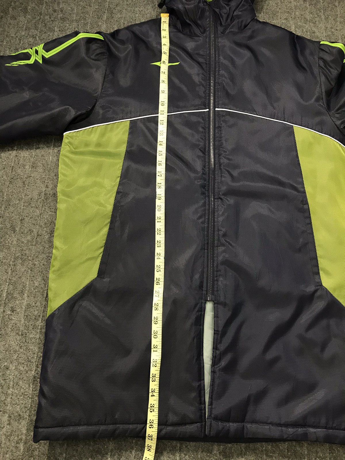 Mizuno Vtg Mizuno Parkas Double Pockets Winter Wear Jacket Hoodie Size US XL / EU 56 / 4 - 17 Thumbnail
