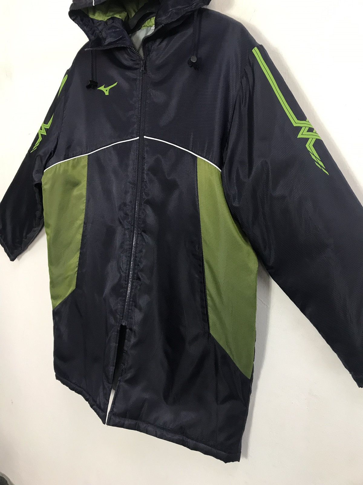 Mizuno Vtg Mizuno Parkas Double Pockets Winter Wear Jacket Hoodie Size US XL / EU 56 / 4 - 5 Thumbnail