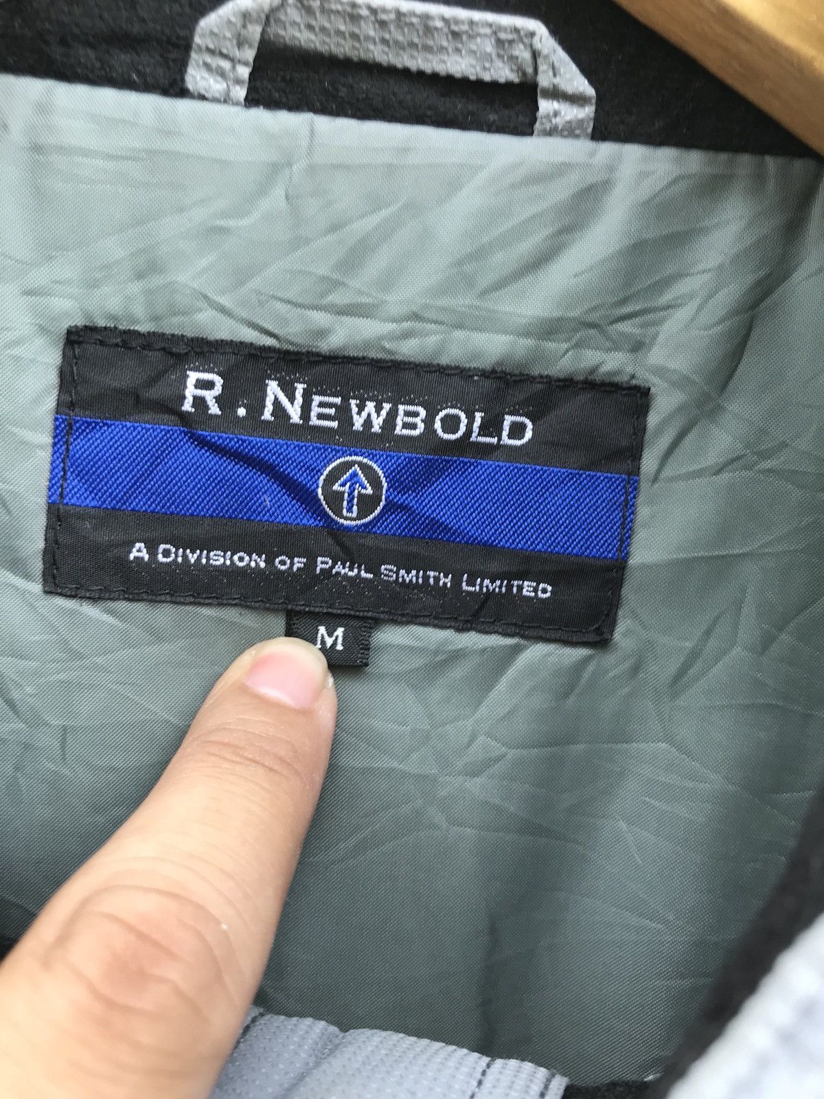R.Newbold R.Newbold A Division Of Paul Smith Thinsulate Insulation Size US M / EU 48-50 / 2 - 10 Thumbnail