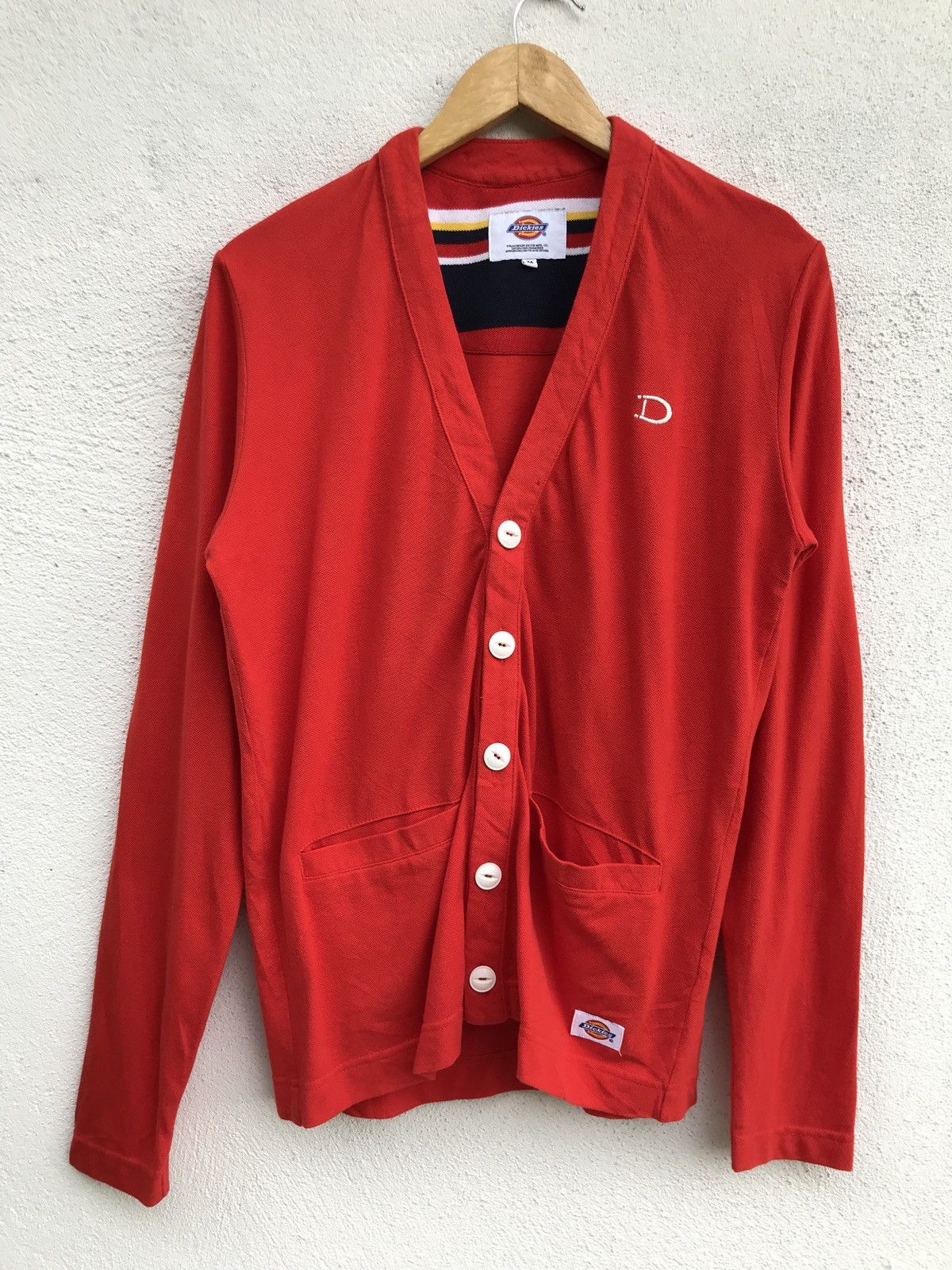 Dickies Dickies Red Button Cardigan Sweatshirt Size M Armpit 20x28 Size US M / EU 48-50 / 2 - 1 Thumbnail