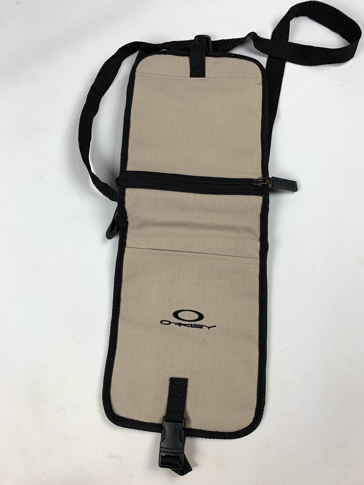 Oakley Vintage Oakley Double Sided Messenger Bag Size ONE SIZE - 12 Thumbnail