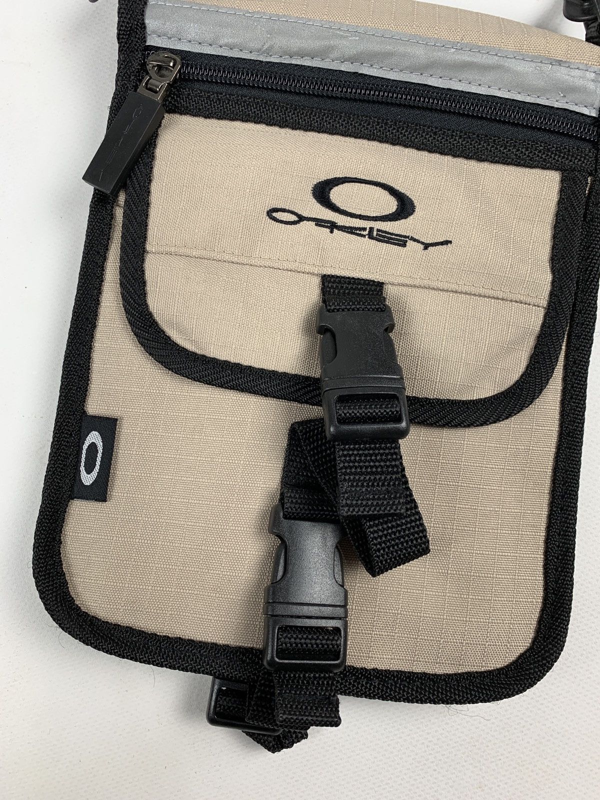 Oakley Vintage Oakley Double Sided Messenger Bag Size ONE SIZE - 9 Thumbnail