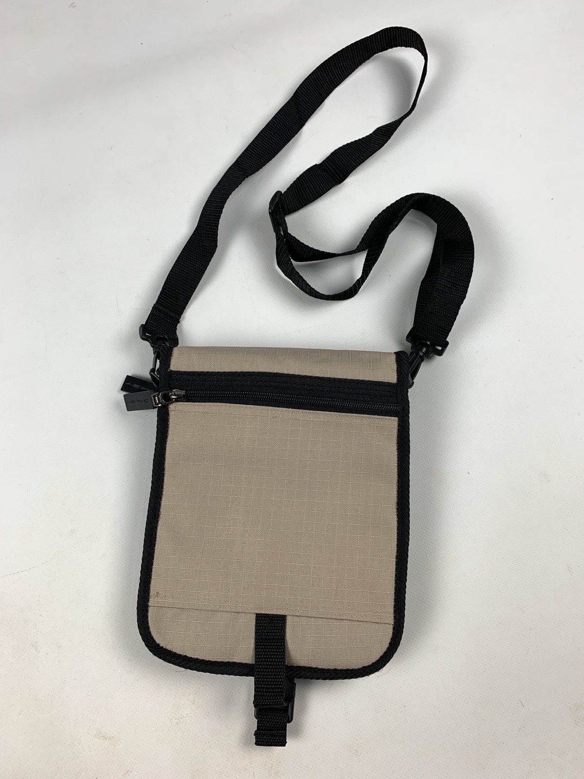 Oakley Vintage Oakley Double Sided Messenger Bag Size ONE SIZE - 18 Thumbnail