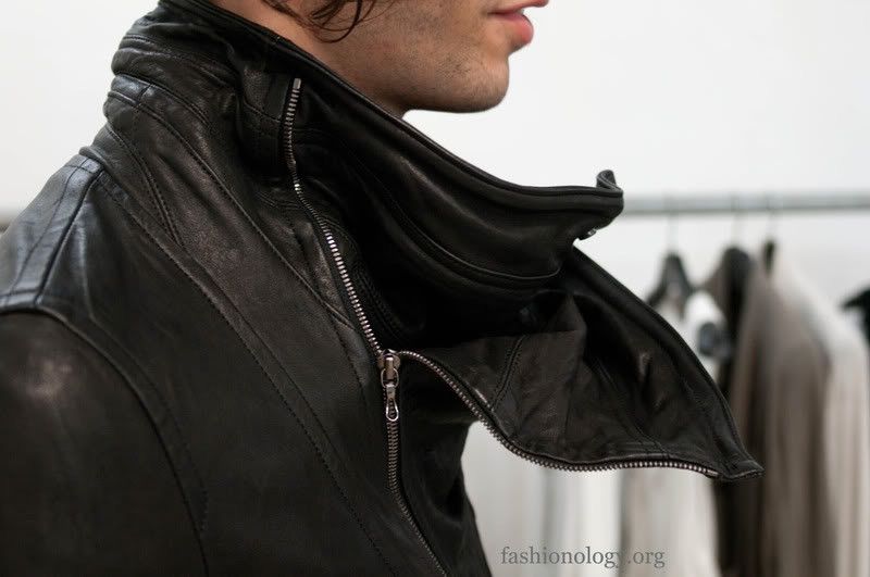 Julius Grail Archive Julius Most Signature Cowl Neck Leather Jacket Size US M / EU 48-50 / 2 - 19 Thumbnail