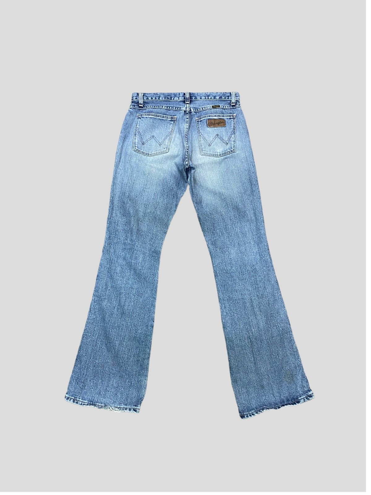 Japanese Brand × Vintage × Wrangler VINTAGE WRANGLER FLARED BOOTCUT DISTRESSED DENIM Size US 26 / EU 42 - 2 Thumbnail