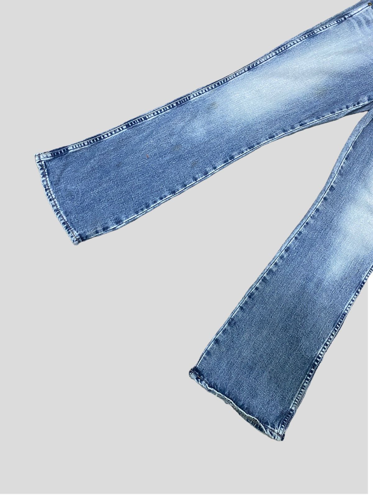 Japanese Brand × Vintage × Wrangler VINTAGE WRANGLER FLARED BOOTCUT DISTRESSED DENIM Size US 26 / EU 42 - 4 Thumbnail