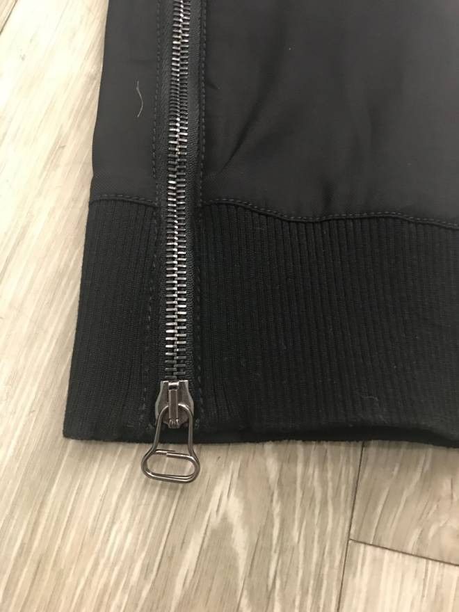 Lanvin 28, 30 & 32 / Casual Contrast Zip Hem Pants in Black Size US 30 / EU 46 - 2 Thumbnail