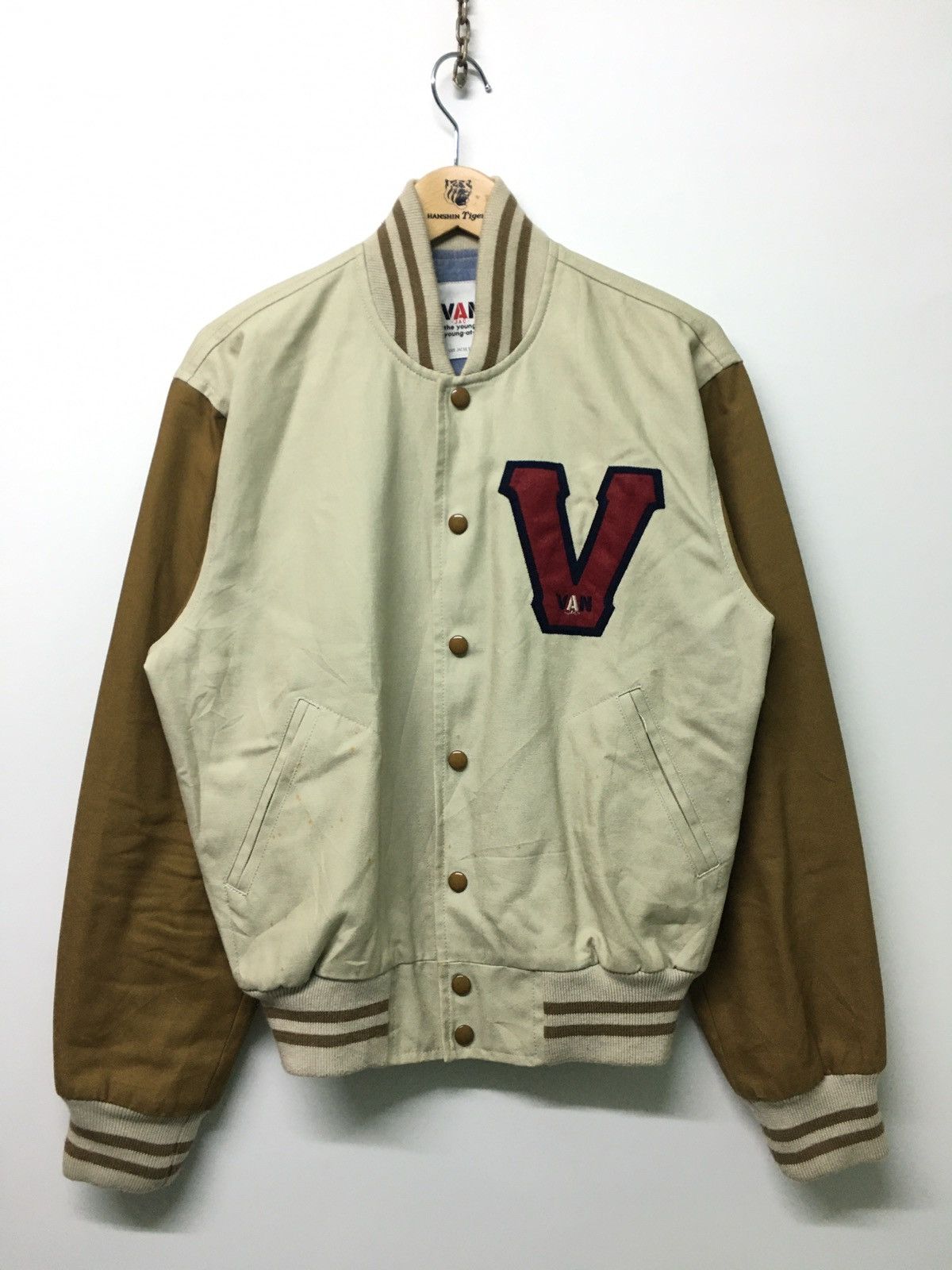 Japanese Brand Japanes brand Vans jac varsitiy jacket Size US M / EU 48-50 / 2 - 1 Thumbnail