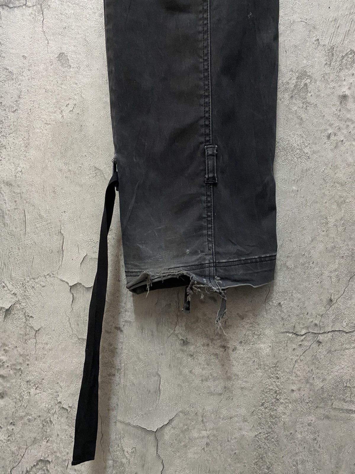 Designer × Japanese Brand WD Japan Flared Tactical Bondage Faded Valvet Cargo Pants Size US 31 - 17 Thumbnail
