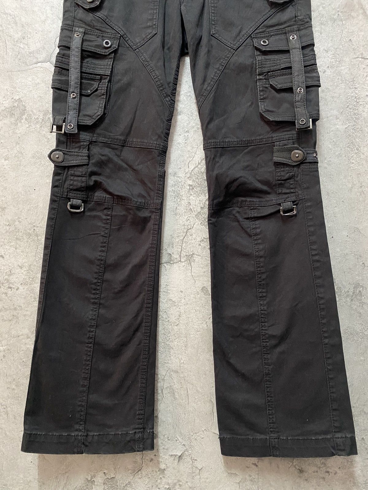 Designer × HIDEAWAYS × Japanese Brand Hideaways Japan Tactical Bondage Utility Flared Cargo Pants Size US 31 - 4 Thumbnail