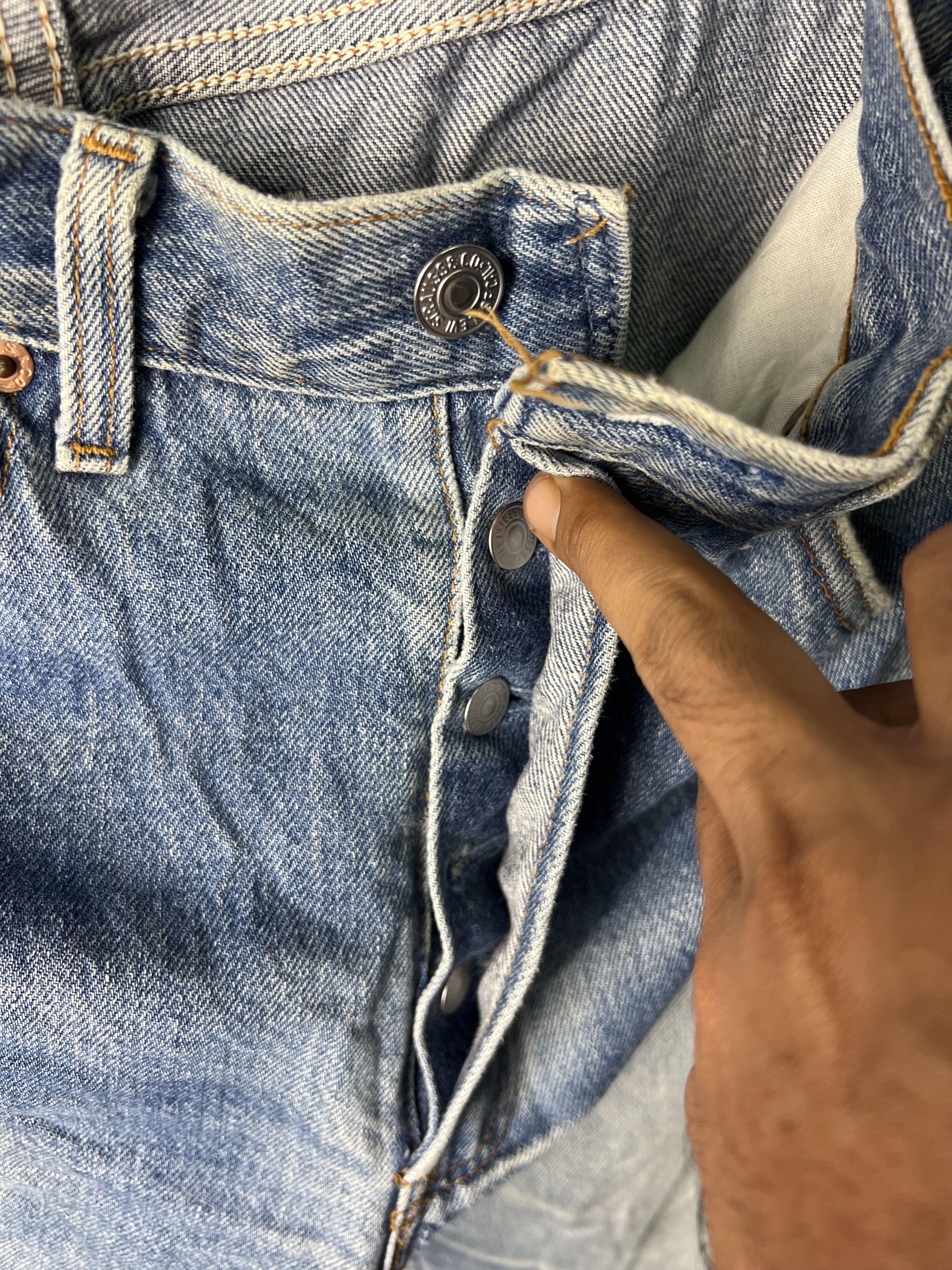 Levi's Vintage Clothing 🔥Vintage Levis 501 Distressed Denim Size US 32 / EU 48 - 11 Thumbnail