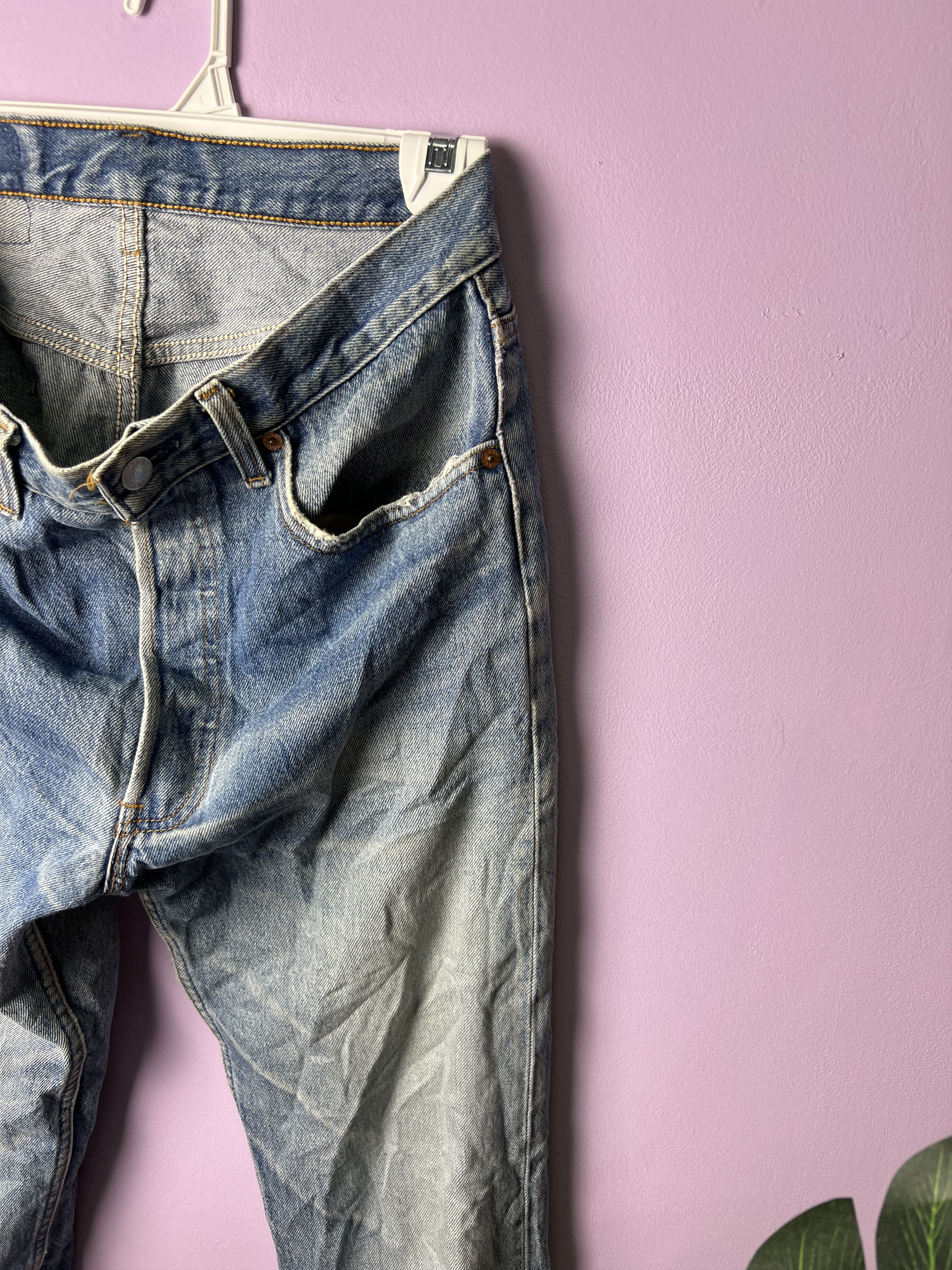 Levi's Vintage Clothing 🔥Vintage Levis 501 Distressed Denim Size US 32 / EU 48 - 6 Thumbnail