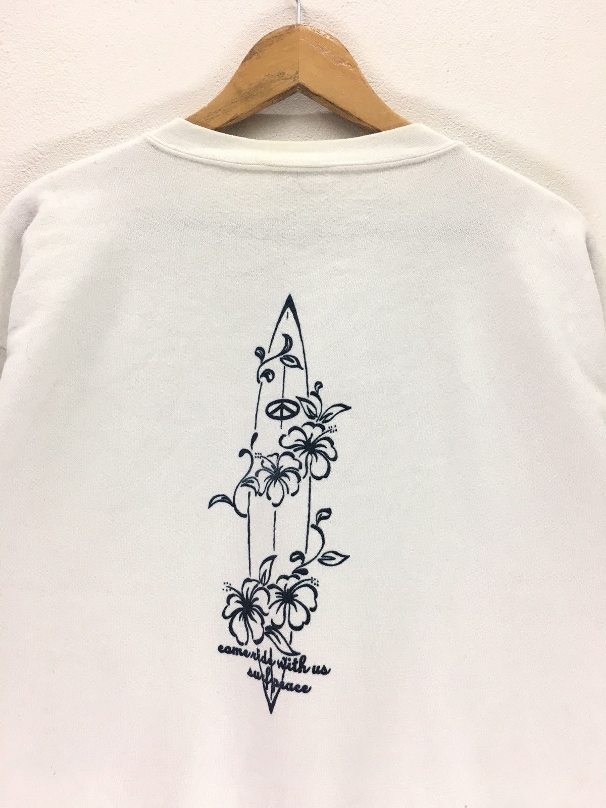 Tultex × Vintage Vintage Come Ride With Us Surf Peace Surfing Sweater Size US L / EU 52-54 / 3 - 3 Thumbnail