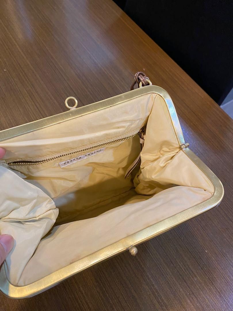 Miu Miu Vintage Miu Miu bag/ purse Size ONE SIZE - 4 Thumbnail