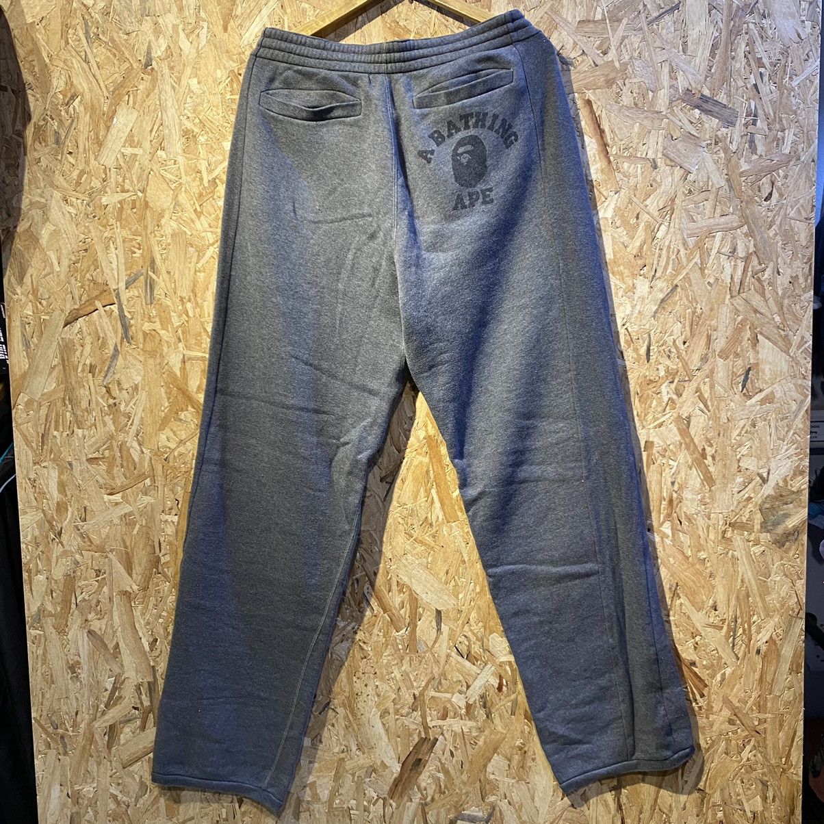 Bape RARE‼️A Bathing Ape College Logo Pocket Sweatpants Like New Size US 38 / EU 54 - 1 Thumbnail