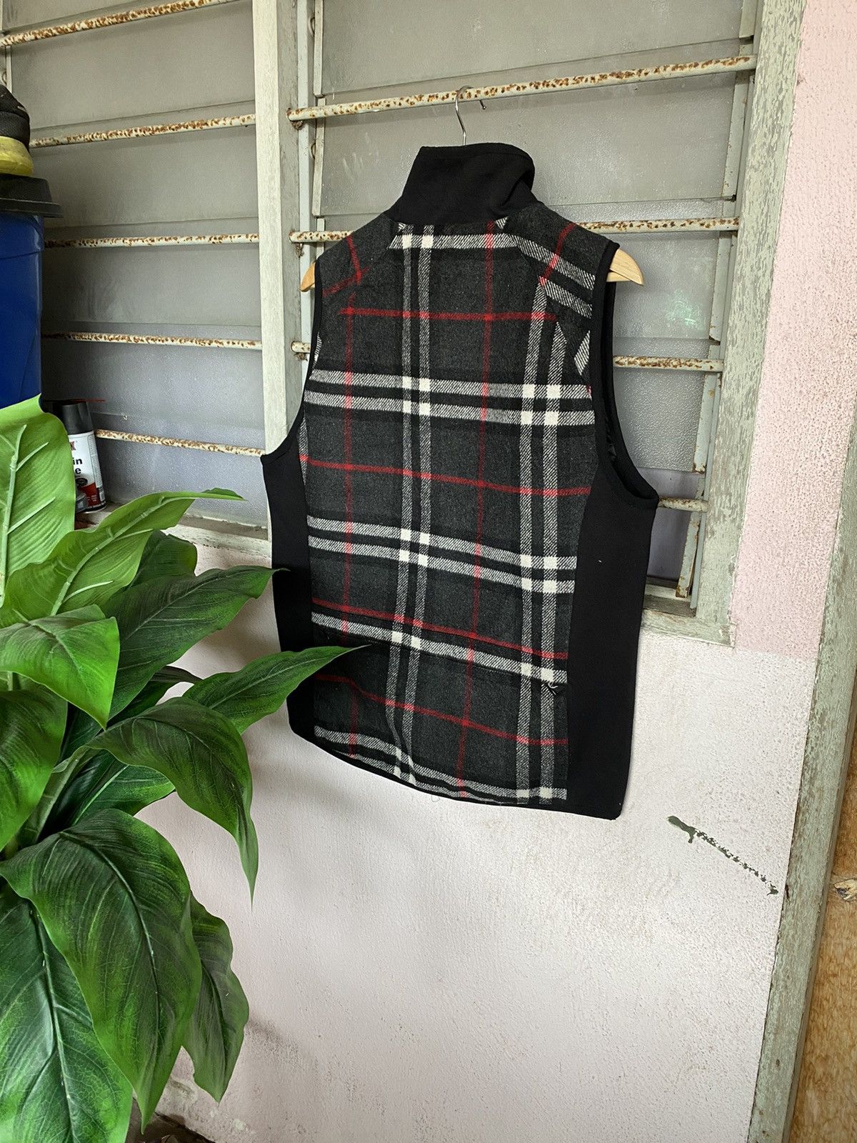 Kangol ⚡️Steals⚡️ Kangol Nova Check Vest Size US M / EU 48-50 / 2 - 2 Thumbnail