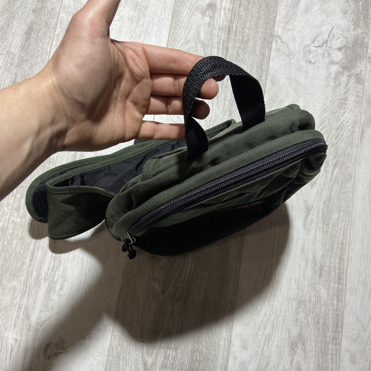 Eastpak × Vintage Vintage Eastpak Hype Shoulder Bag Gorpcore Size ONE SIZE - 9 Thumbnail