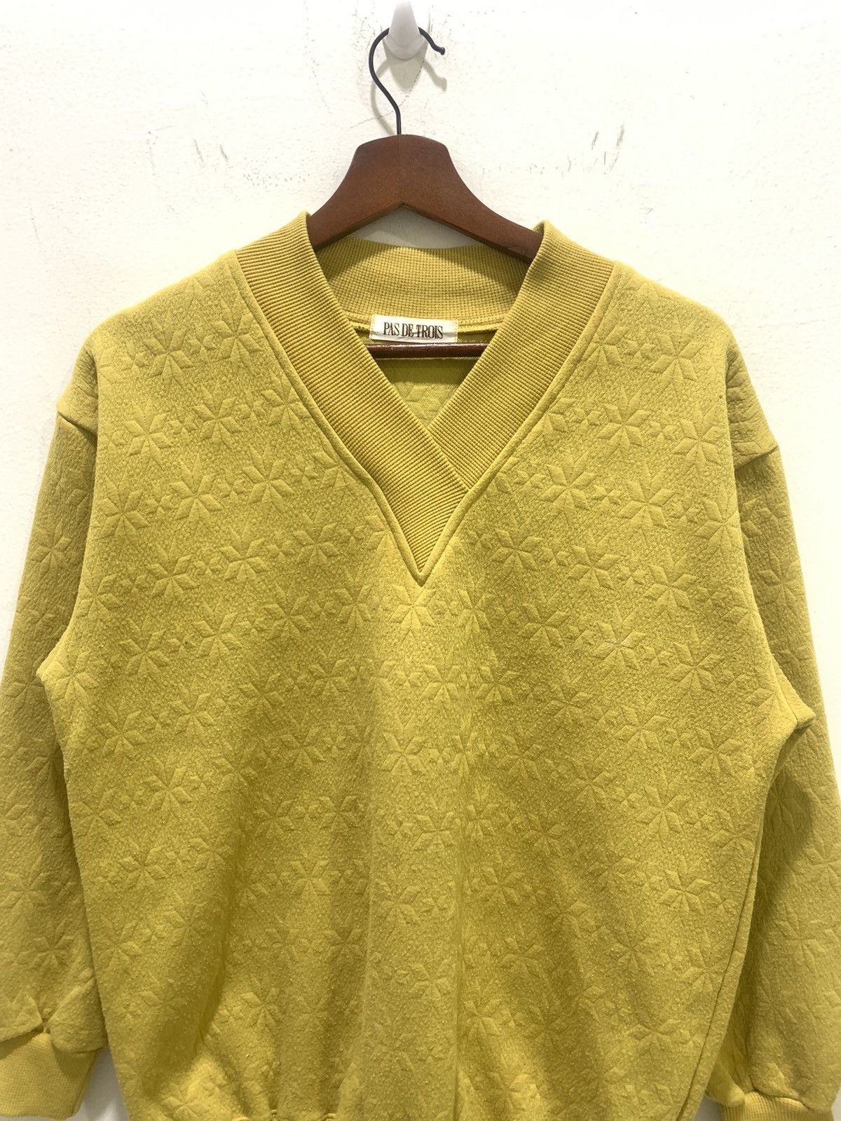 Aran Isles Knitwear × Designer × Pas De Faux PAS DE TROIS Vintage Snow Monogram Allover Jumper Sweater Size M / US 6-8 / IT 42-44 - 3 Thumbnail