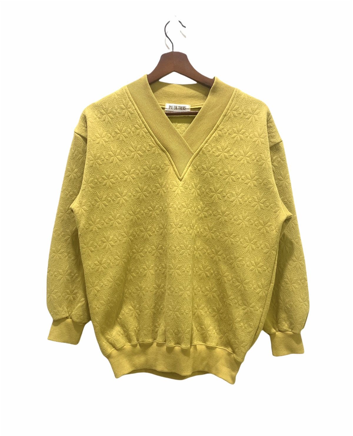 Aran Isles Knitwear × Designer × Pas De Faux PAS DE TROIS Vintage Snow Monogram Allover Jumper Sweater Size M / US 6-8 / IT 42-44 - 1 Thumbnail