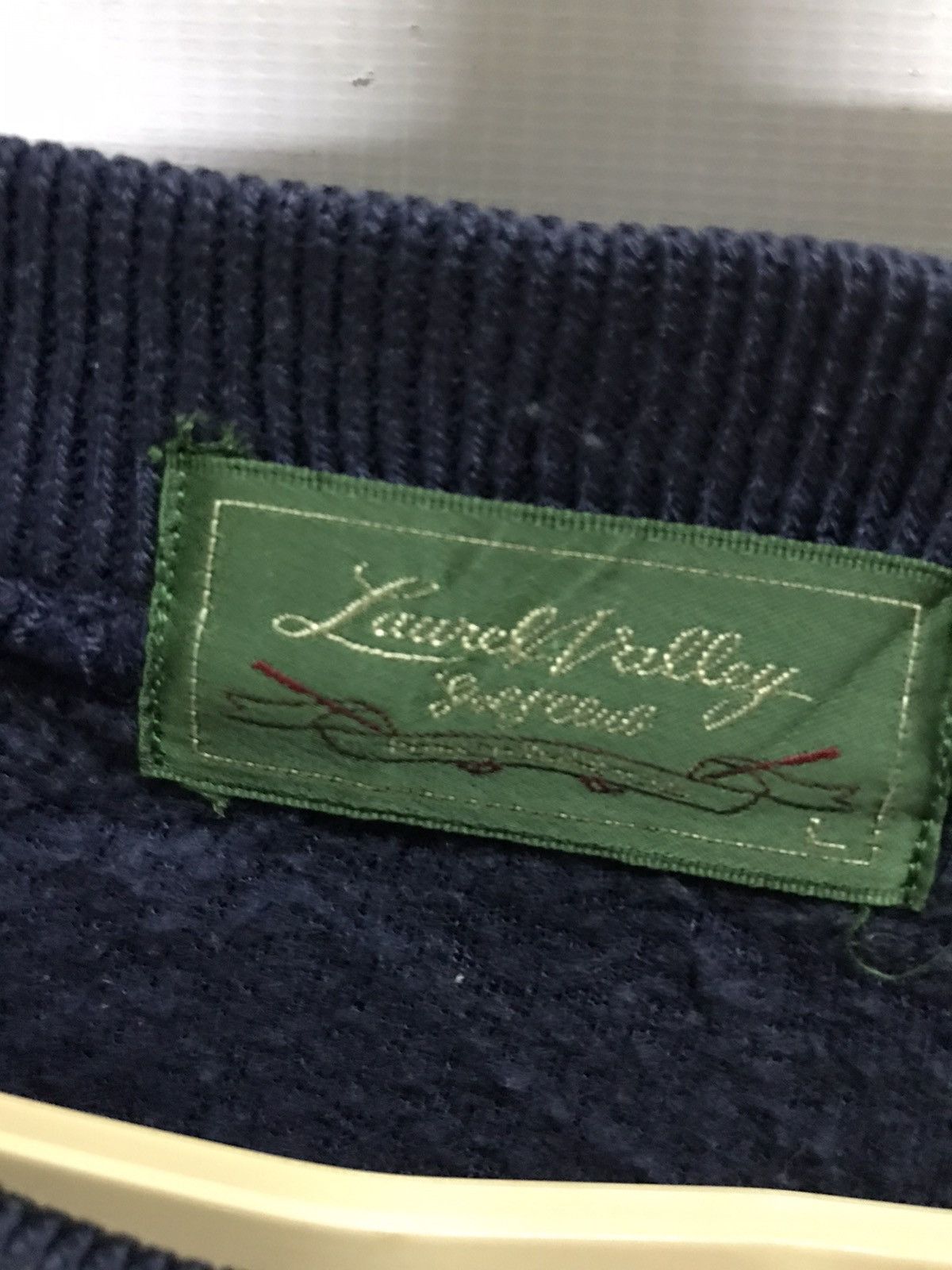 Vintage Laurel valley crewneck sweatshirt embroidered logo Size US M / EU 48-50 / 2 - 3 Thumbnail