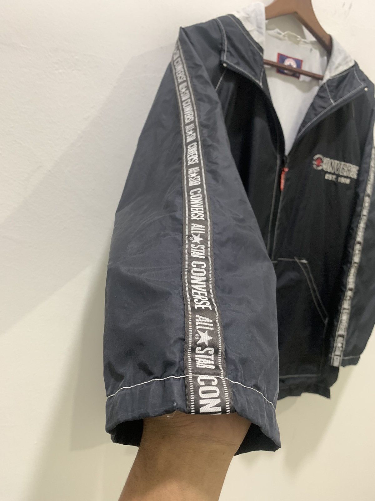 Converse × Goretex CONVERSE 90s Ski Side Tape Nylon Windbreaker Hoodie Jacket Size US XL / EU 56 / 4 - 12 Thumbnail