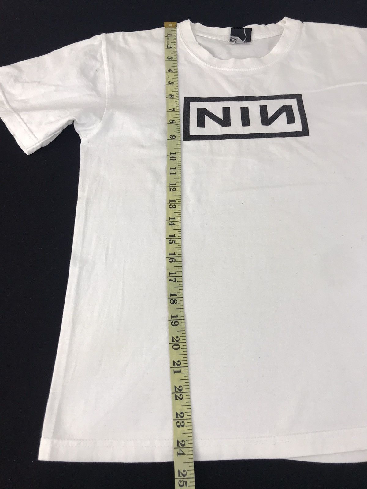Band Tees Vintage NIN Nine Inch Nails American Industrial Rock Band Size US S / EU 44-46 / 1 - 5 Thumbnail