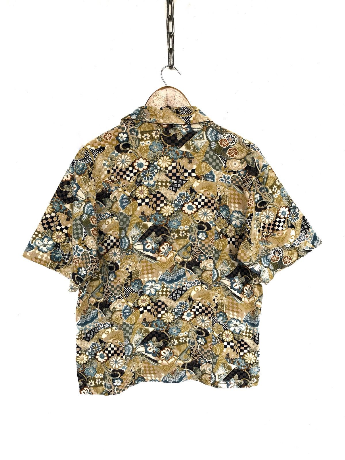 Japanese Brand Kurashikiya 🇯🇵 Script Camp Collar Hawaiian Shirt Size US M / EU 48-50 / 2 - 5 Thumbnail