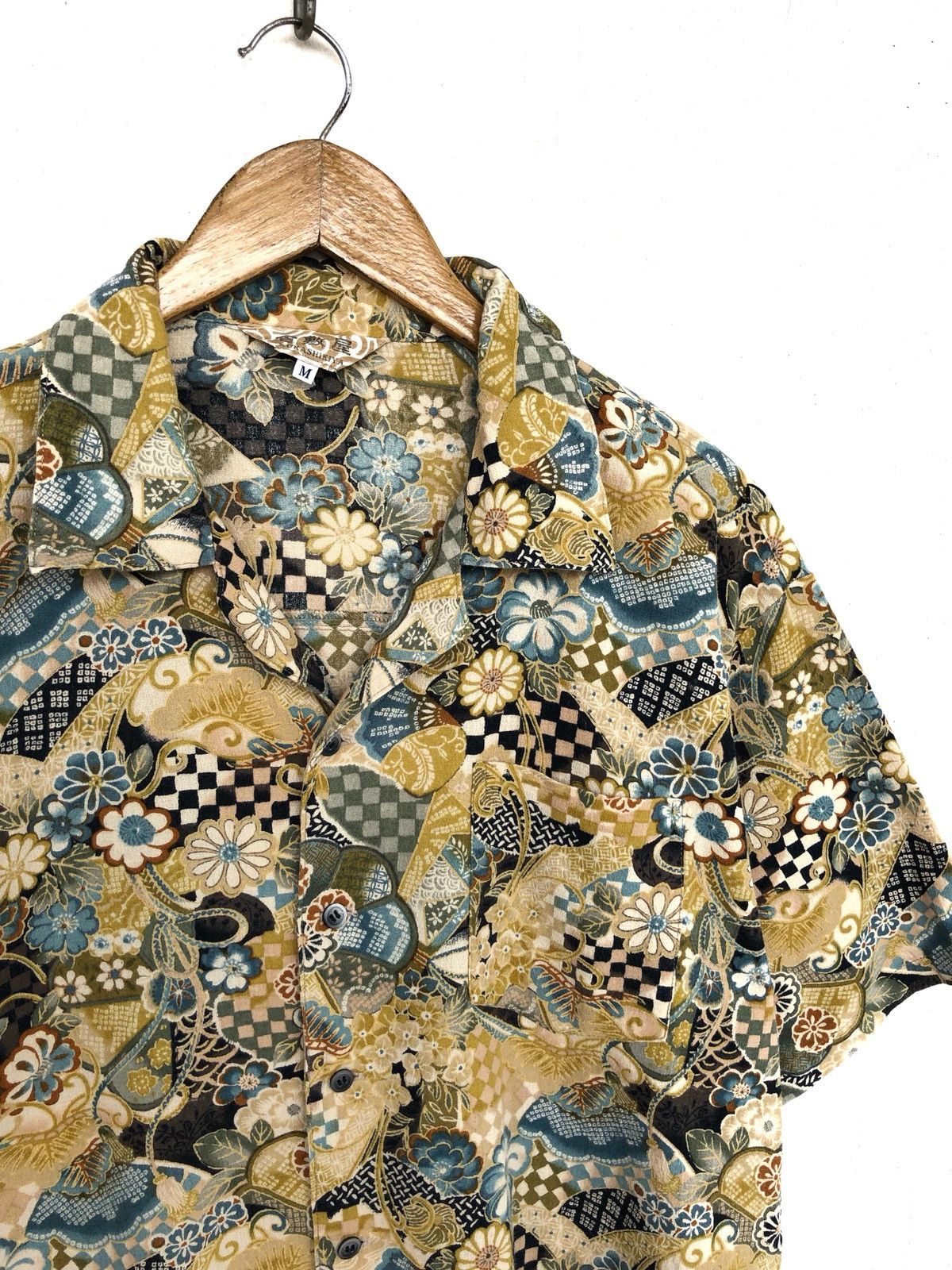 Japanese Brand Kurashikiya 🇯🇵 Script Camp Collar Hawaiian Shirt Size US M / EU 48-50 / 2 - 3 Thumbnail
