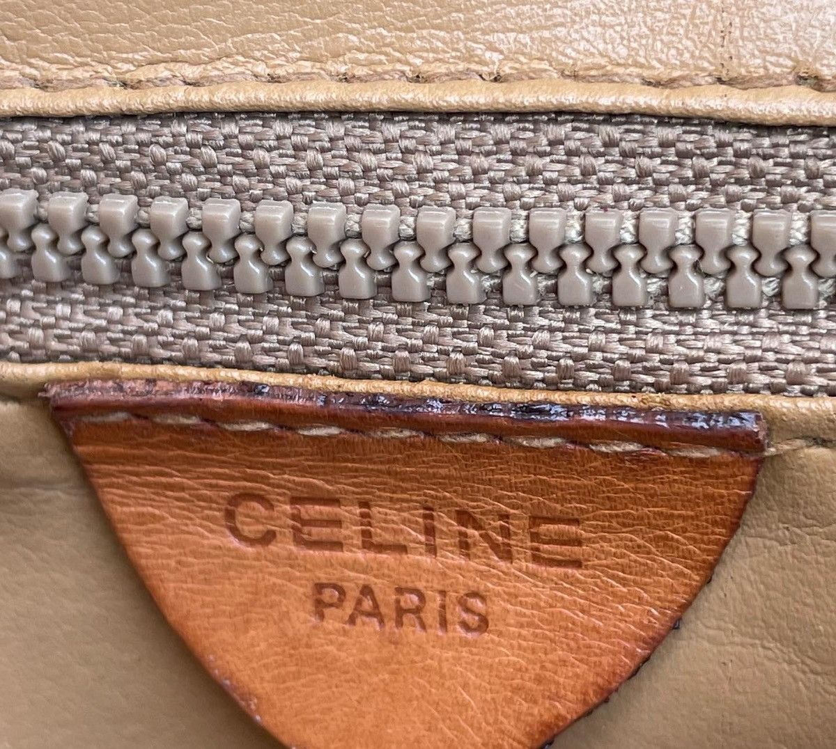 Celine × Designer × Vintage Celine Paris Vintage 90’s M09 Macadam Shoulder Bag Size ONE SIZE - 12 Thumbnail