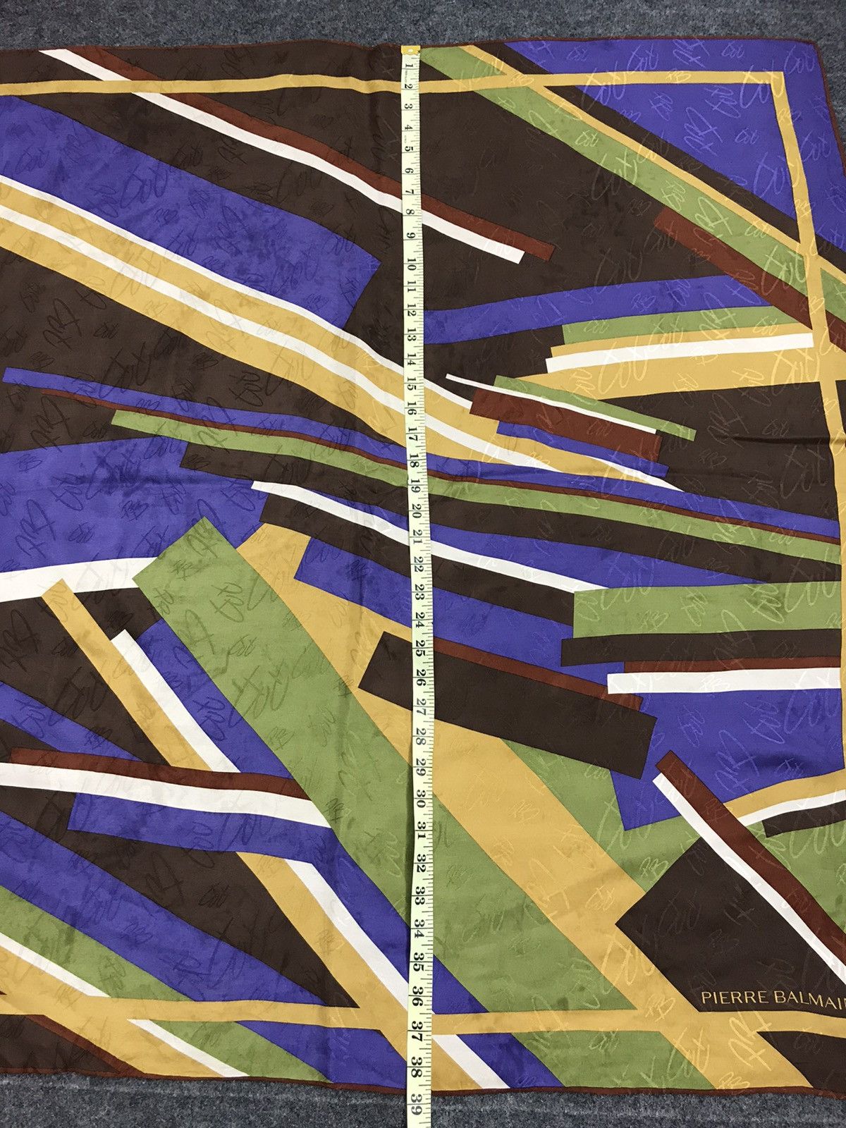 Other × Pierre Balmain × Vintage Vintage 90s Pierre Balmain Handkerchief Pocket Square Size ONE SIZE - 7 Thumbnail
