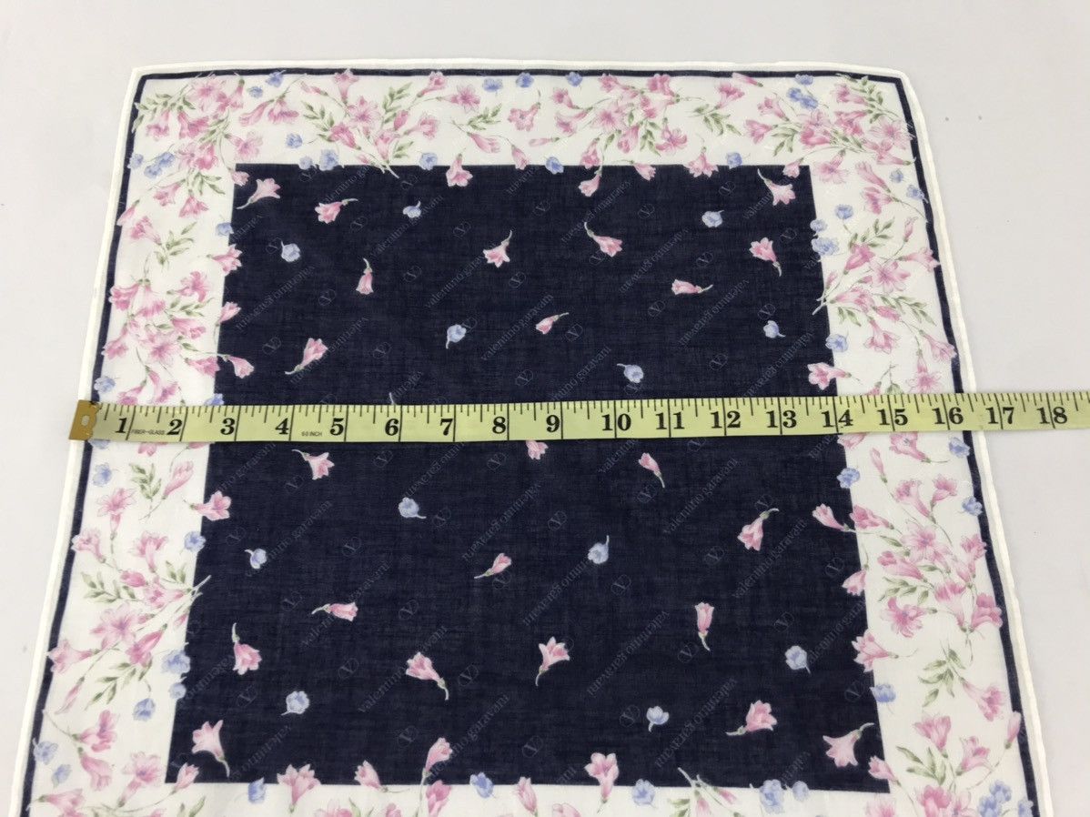 Other × Valentino × Vintage Vintage Valentino Garavani Floral Autumn All Over Design Size ONE SIZE - 4 Thumbnail
