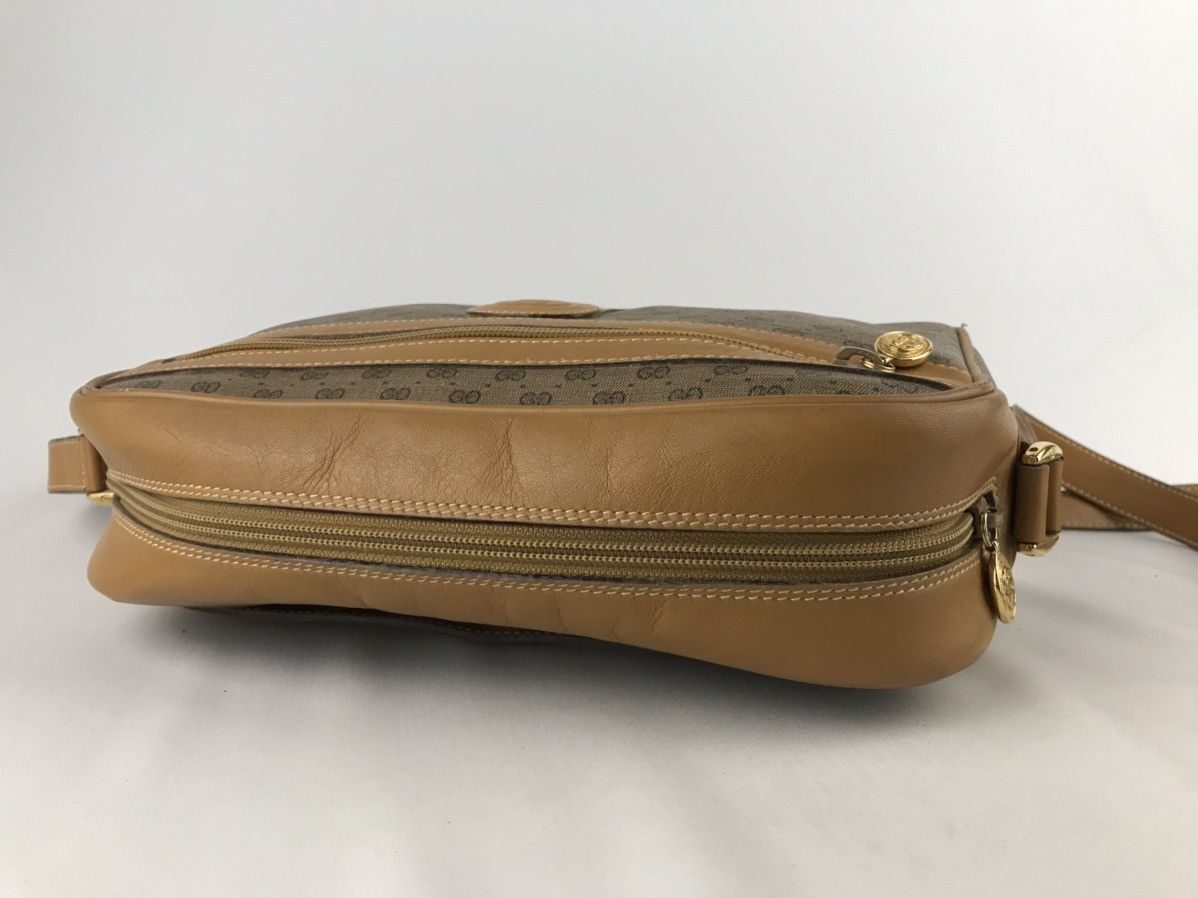 Gucci 🔥Rare 🔥Authentic Vintage Gucci Cross body bag Size ONE SIZE - 13 Thumbnail