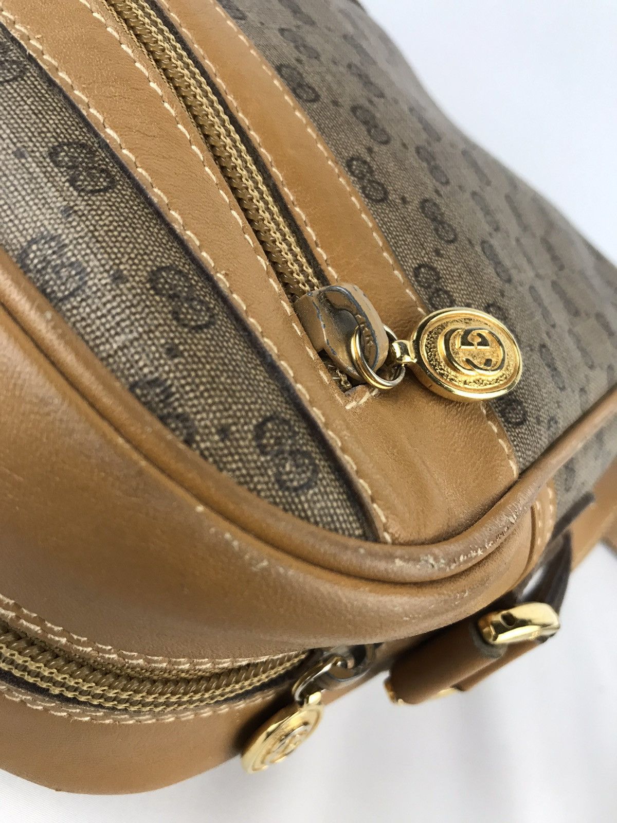 Gucci 🔥Rare 🔥Authentic Vintage Gucci Cross body bag Size ONE SIZE - 15 Thumbnail