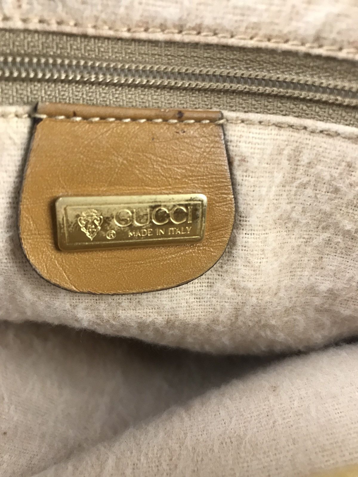 Gucci 🔥Rare 🔥Authentic Vintage Gucci Cross body bag Size ONE SIZE - 19 Thumbnail