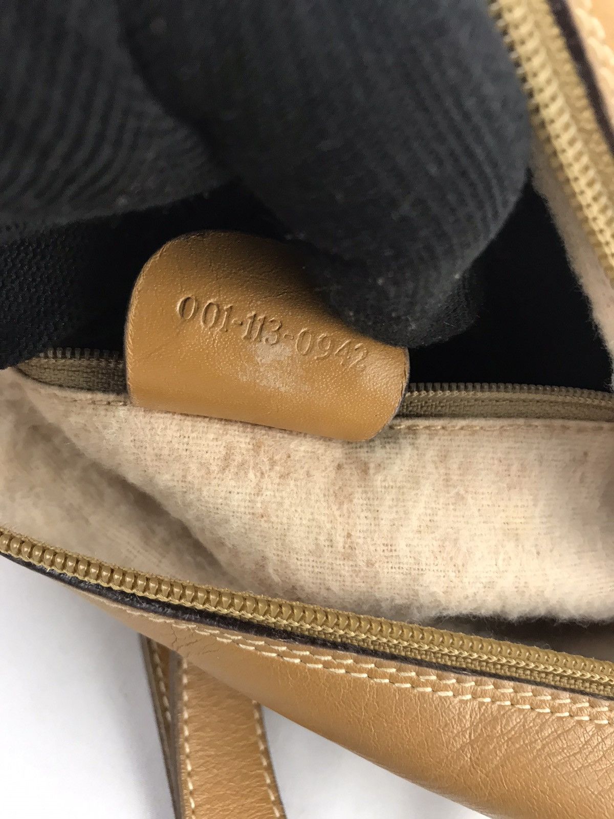 Gucci 🔥Rare 🔥Authentic Vintage Gucci Cross body bag Size ONE SIZE - 21 Thumbnail